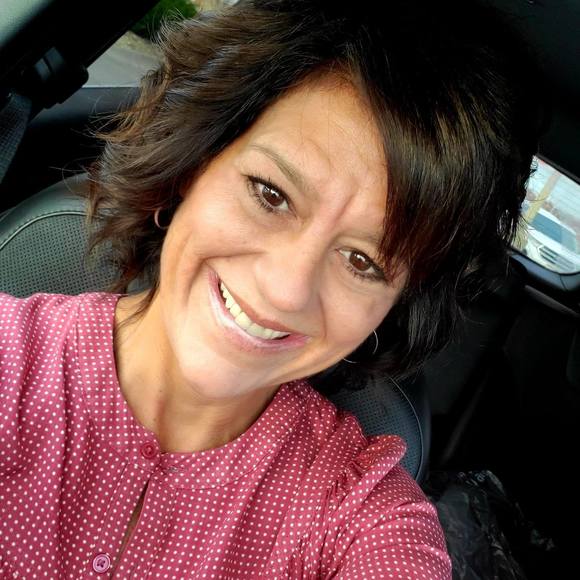 Meet your Posher, Emma - Picture 1 of 1